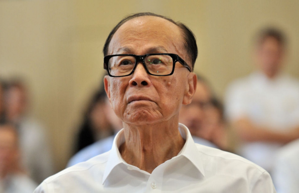 股票配资平台代理 中美刚谈完，长和就连夜发声明，李嘉诚又一次看对了风向？